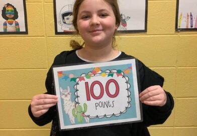 Fourth grader, Kristie Lloyd, earned 100 AR points!